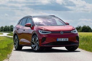 S tímhle autem se nudit vážně nebudete. Volkswagen ID.4 GTX má rychlosti a stylu na rozdávání - Garáž.cz
